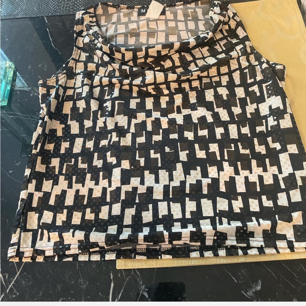 Mixit Monochrome Geometric Stretch Top